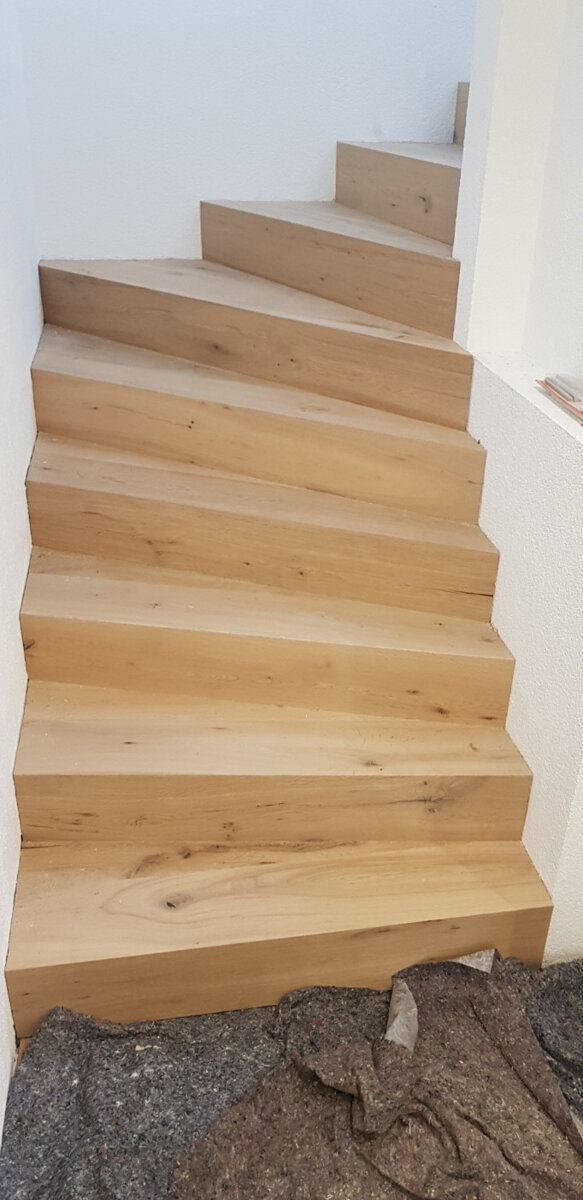 Holzverkleidung Treppe